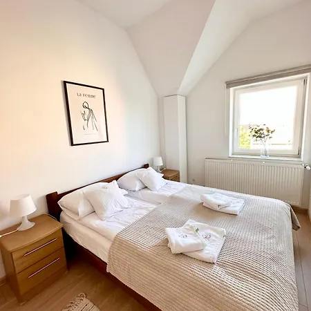 Słoneczny Blisko Jeziora I Gór Apartamento Bielawa (Dzierzoniow)