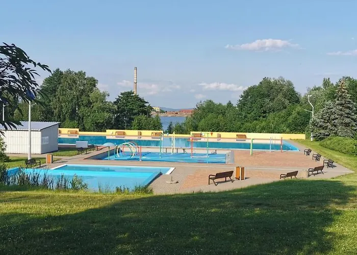 Sloneczny Blisko Jeziora I Gor 비엘라와