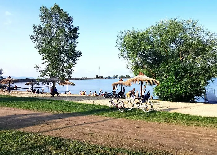 아파트 Sloneczny Blisko Jeziora I Gor 비엘라와