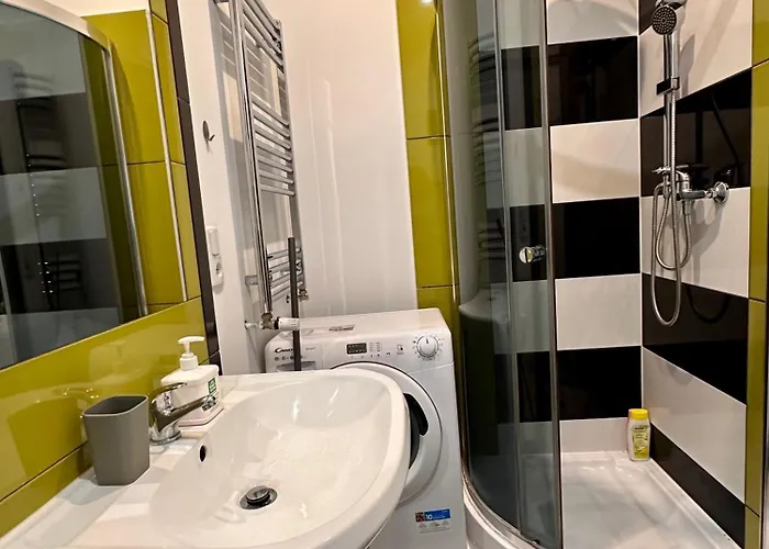 Sloneczny Blisko Jeziora I Gor 아파트